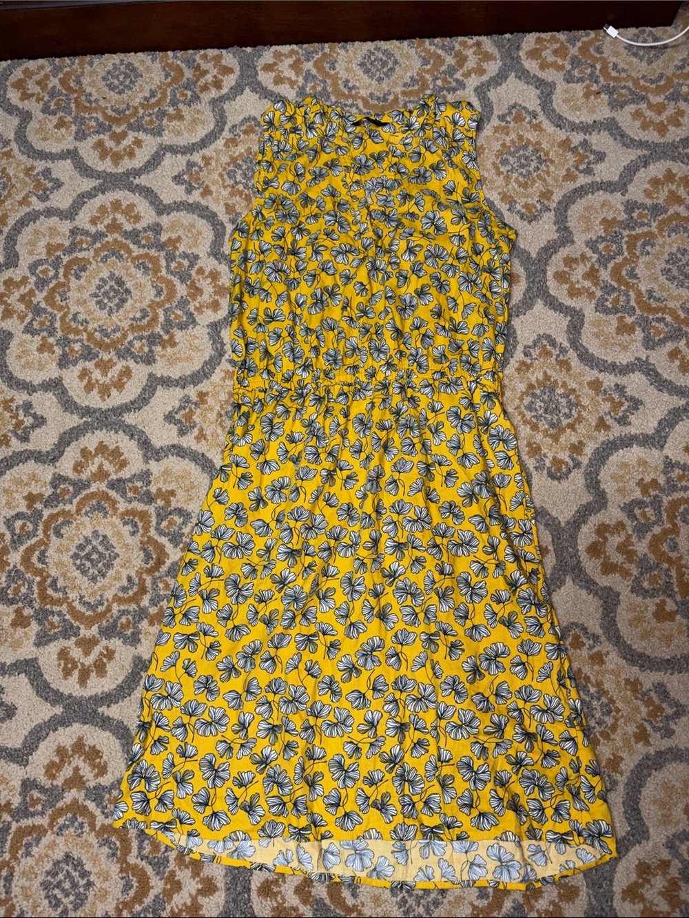 Denver Hayes yellow sleeveless dress with leaf pattern